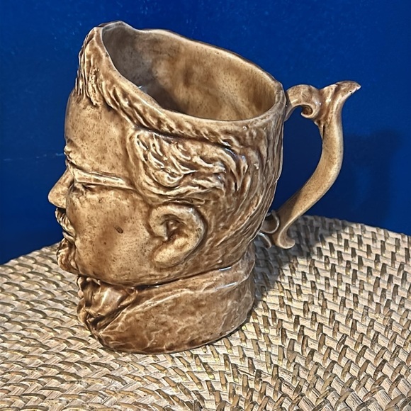 Vintage 1970’s Colonel Sanders Brown Glazed Pitcher: Jug Signed and Dated 5.5” - Picture 2 of 6